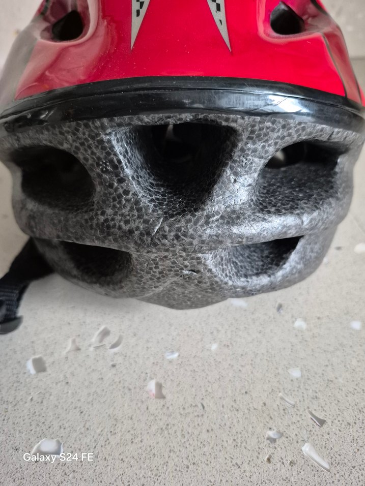 Kırmızı, Desenli,Kemerli 5 yaş üstü Kask - Görsel 5