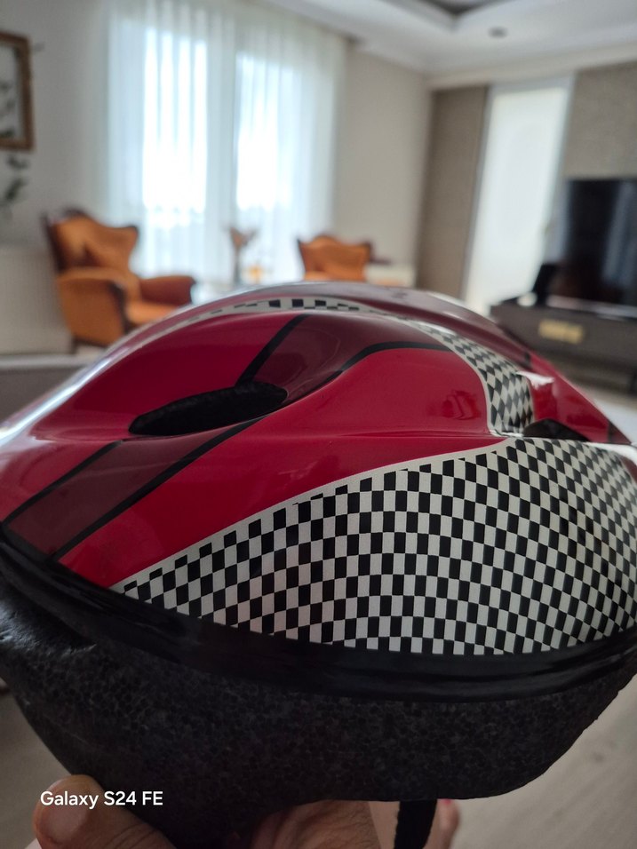 Kırmızı, Desenli,Kemerli 5 yaş üstü Kask - Görsel 4