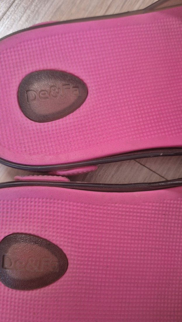 Pembe Fiyonklu Terlik - Görsel 2