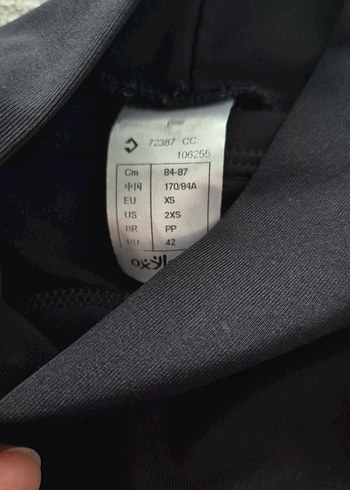 Yarım Kollu Siyah Spor Tişörtü - Görsel 3