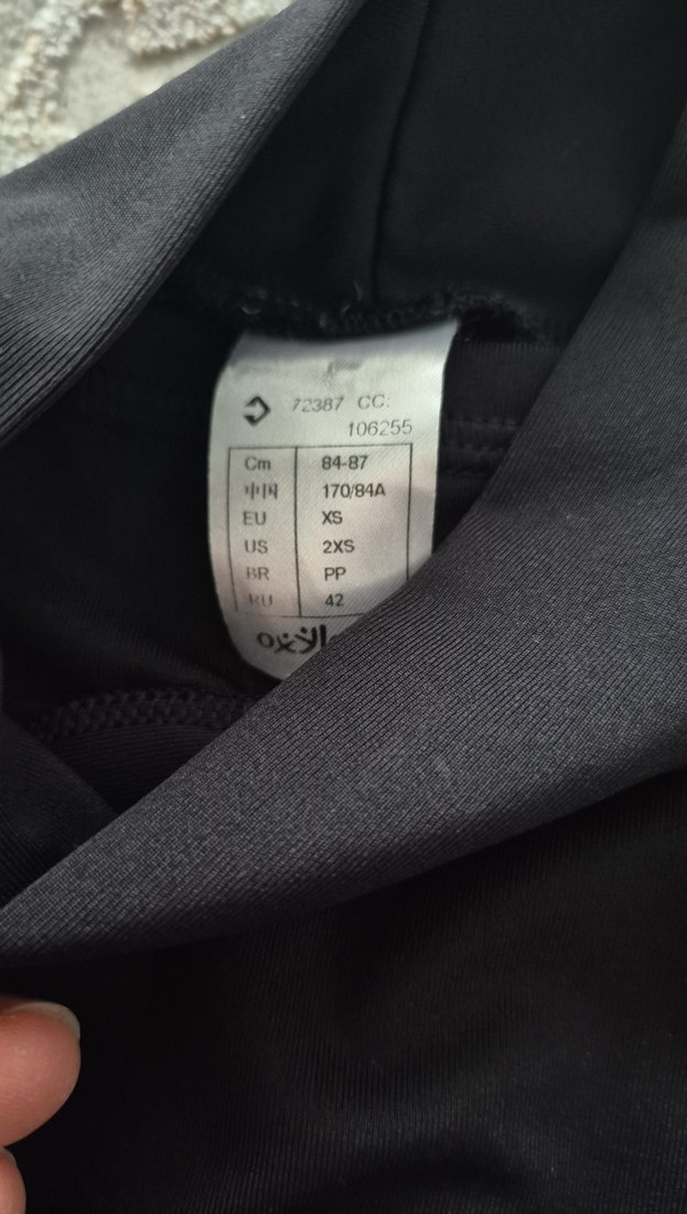 Yarım Kollu Siyah Spor Tişörtü - Görsel 3