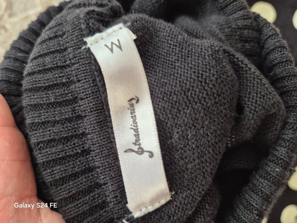 Siyah Desenli Kısa Kollu Triko Tişört - Görsel 2