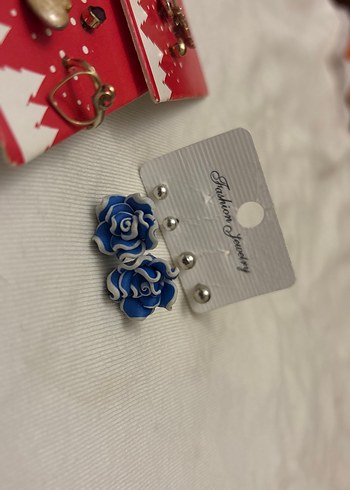 Koton Kırmızı Yılbaşı Temalı Kadın Küpe Seti - Görsel 2