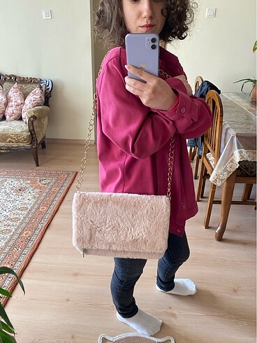 Toz Pembe Peluş Zincirli Çanta