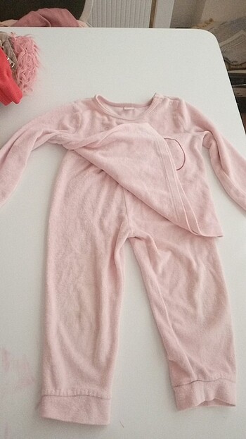 2 Yaş Beden Kız çocuk kadife pijama takımı
