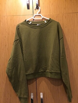 Az kullanılmış bisiklet yaka sweatshirt