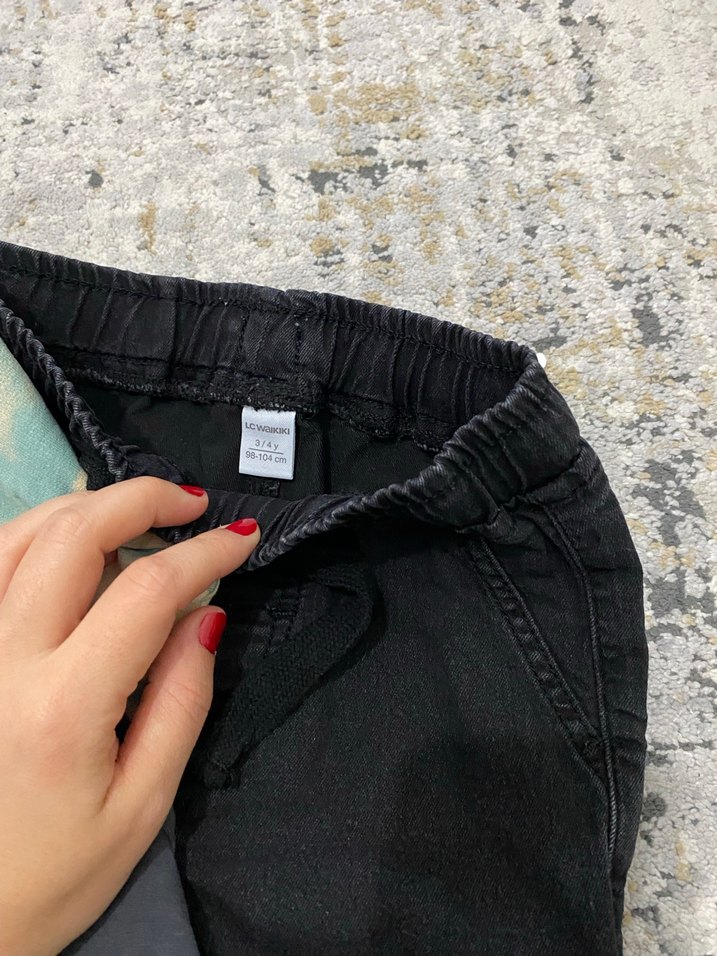 LCW pantolon ve 4 adet üst toplu fiyatıdır - Görsel 2