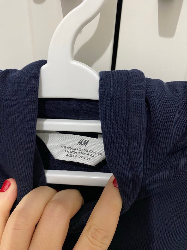 H&M fermuarlı hırka ve kapüşonlu sweatshirt - Görsel 4