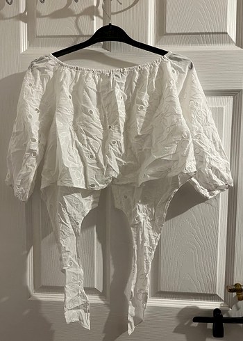 Düğmeli Beyaz Midi Bluz - Görsel 4