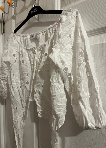 Düğmeli Beyaz Midi Bluz - Görsel 3