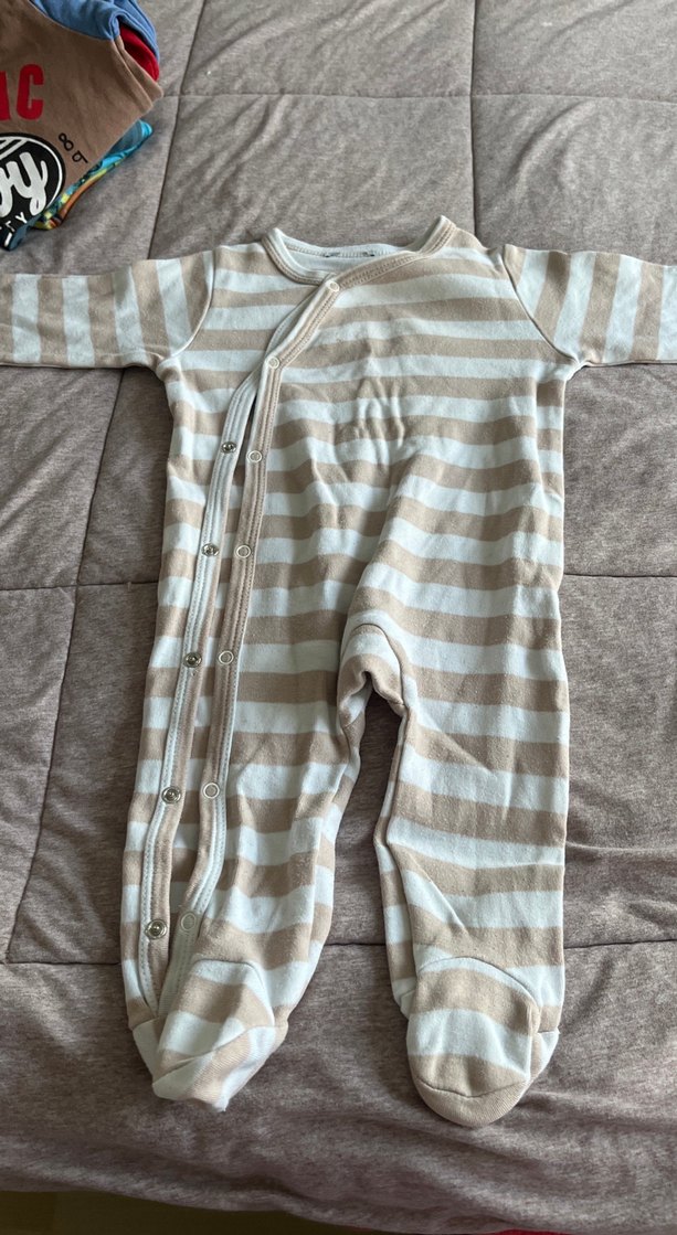 Bej Gri Çizgili Bebek Tulum - Görsel 3