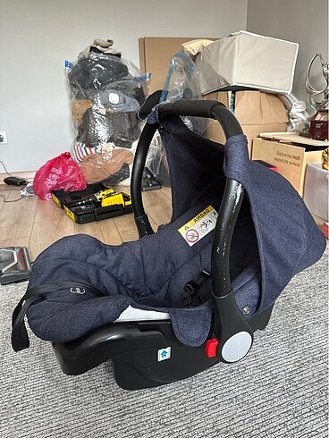 Bebek puseti bebek oto koltuğı