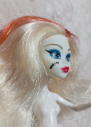 Beyaz Pastel Renkli Monster high karakter .... - Görsel 3