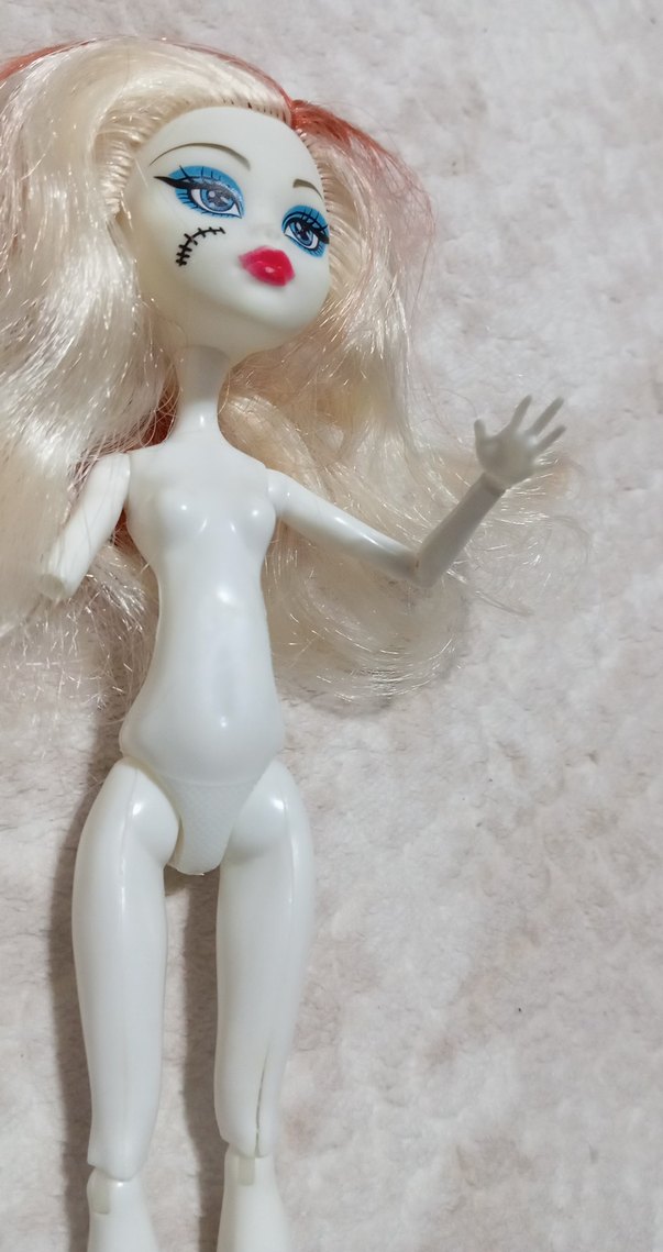 Beyaz Pastel Renkli Monster high karakter .... - Görsel 4