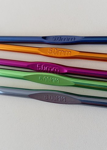 Renkli Alüminyum DERYA BAYKAL Tığ Seti.... - Görsel 13