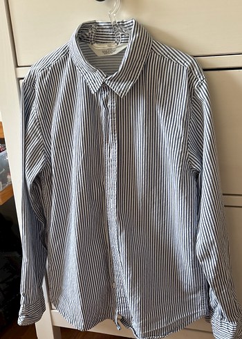 Düğmeli Gri Çizgili Keten Gömlek - Görsel 2