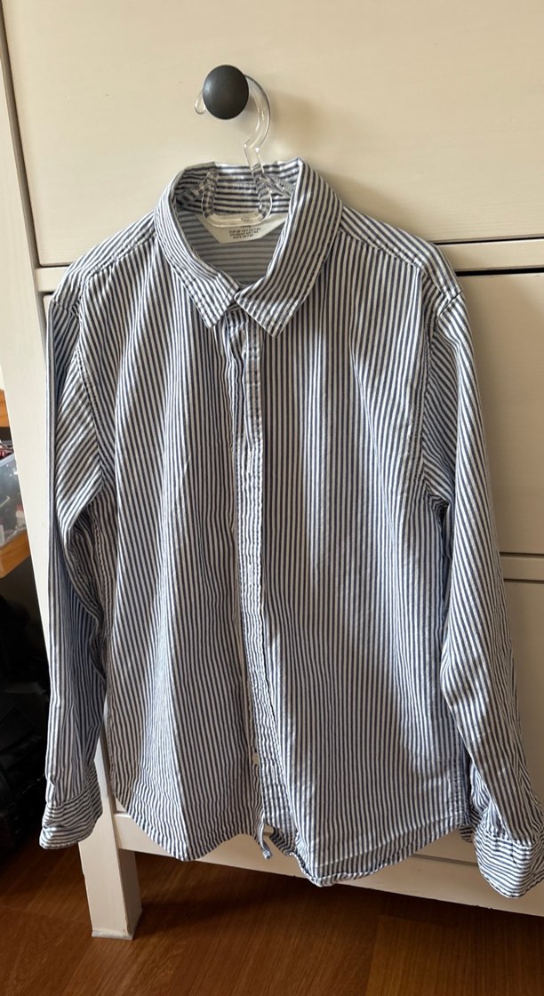 Düğmeli Gri Çizgili Keten Gömlek - Görsel 2