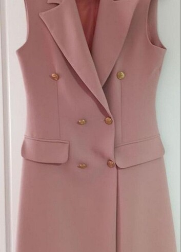 Pembe yelek