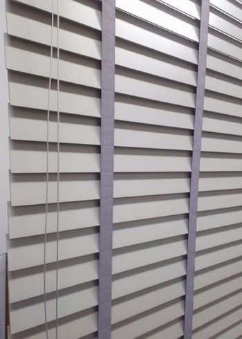 2 adet gri renk ahşap jaluzi - Görsel 2