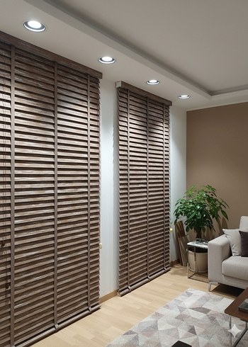 ahşap görünümlü jaluzi perde - Görsel 7