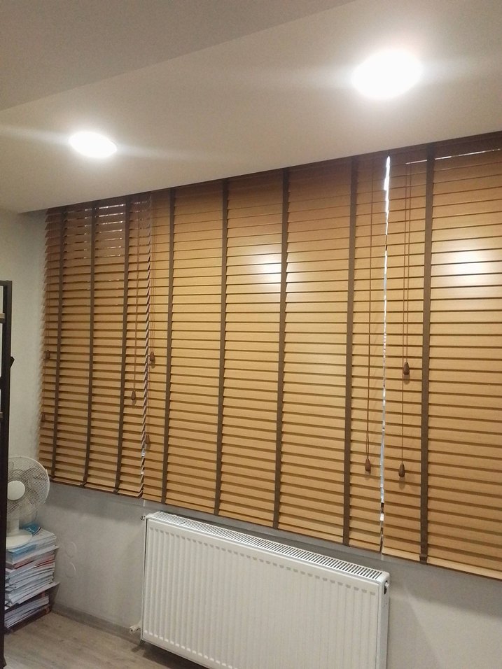 ahşap görünümlü jaluzi perde - Görsel 3