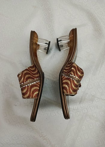 bakır renk ışıltılı Desenli Boncuklu şeffaf Topuk Terlik - Görsel 6