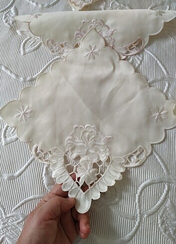 Beden Vintage 6 adet delik işi örtü