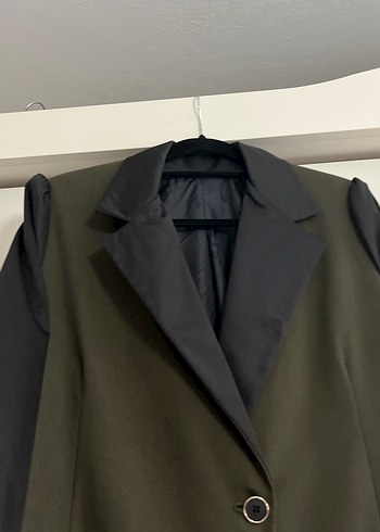 Düğmeli Midi Ceket - Görsel 3