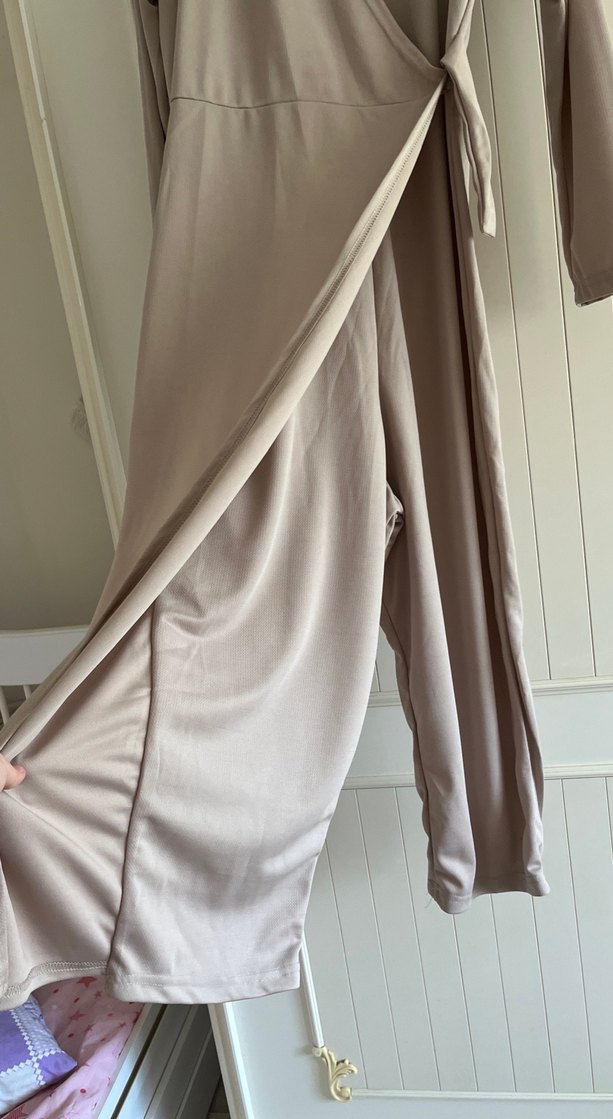 Drapeli Uzun Bej Kadın Tulum - Görsel 2