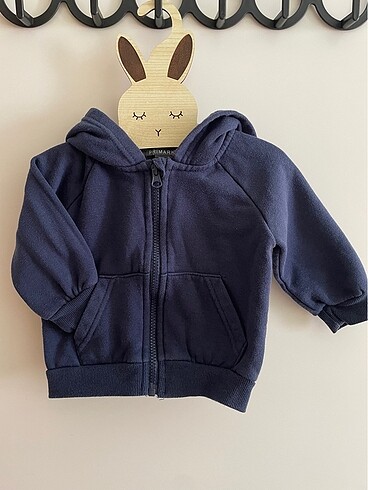 Primark kapşonlu sweatshirt 9-12 ay
