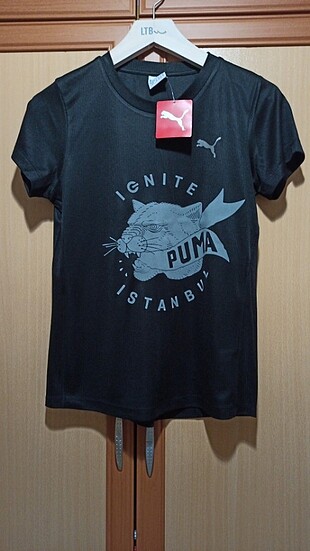 Siyah T-shirt