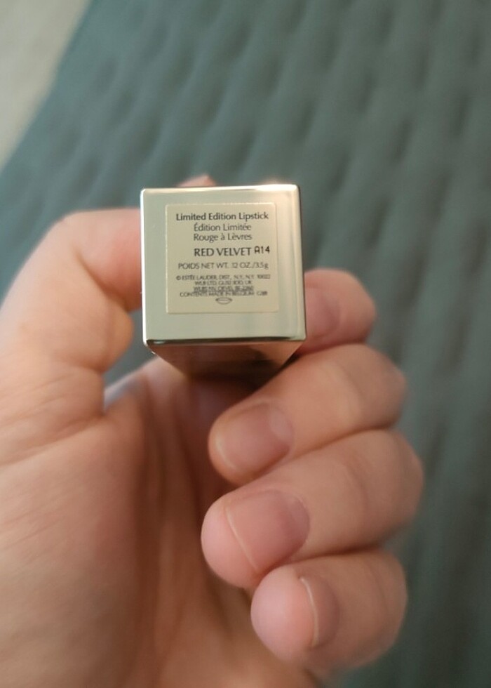 Estee Lauder ruj  - Görsel 3