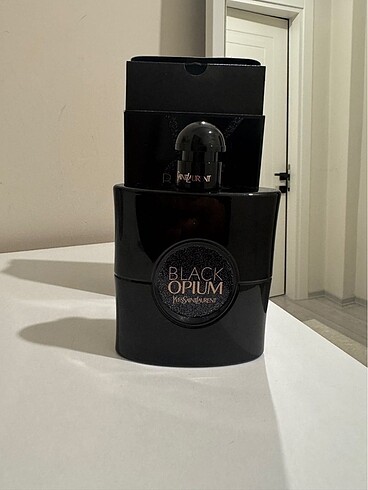 Black opıum parfüm