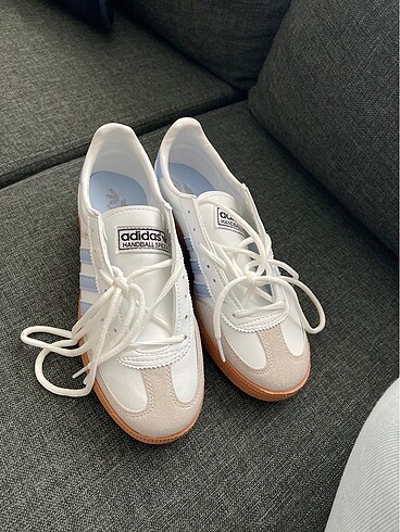 39 Beden beyaz Renk Adidas spezial sıfır