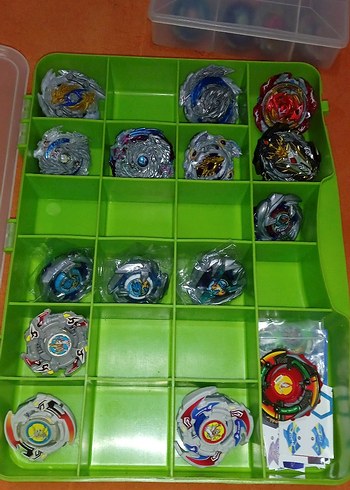  Beden Renk Beyblade koleksiyon