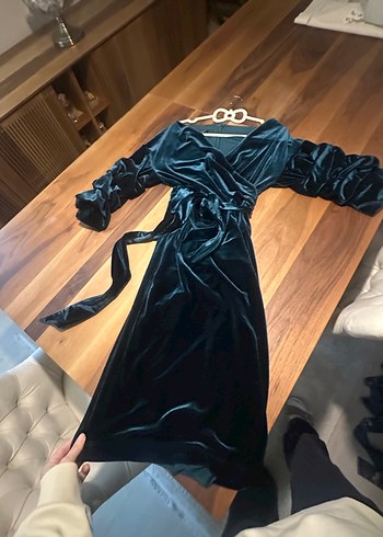 Siyah kadife  Midi Kadın Elbise - Görsel 3