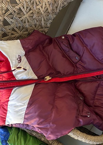 Bordo Kapüşonlu Kadın Şişme Yelek - Görsel 9