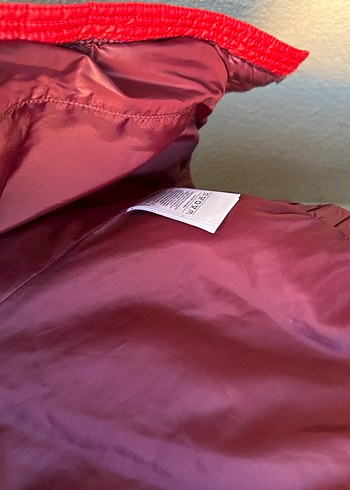 Bordo Kapüşonlu Kadın Şişme Yelek - Görsel 7