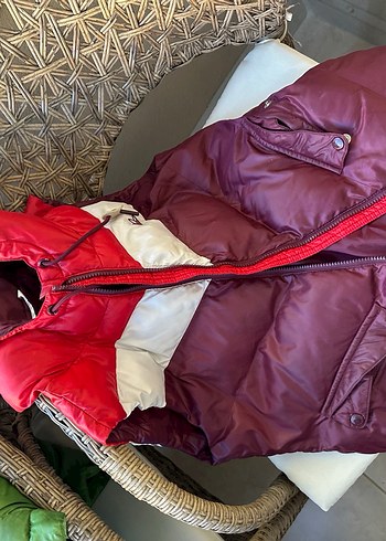 Bordo Kapüşonlu Kadın Şişme Yelek - Görsel 4