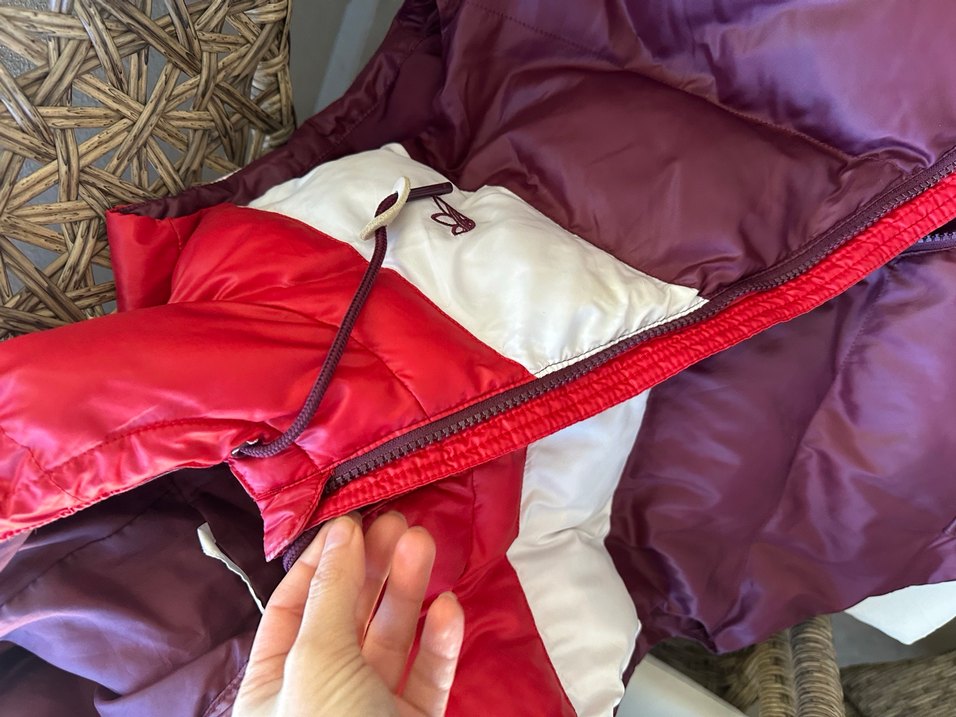 Bordo Kapüşonlu Kadın Şişme Yelek - Görsel 5