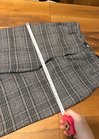 Gri Kareli Kemerli Kadın Kumaş Pantolon - Görsel 2