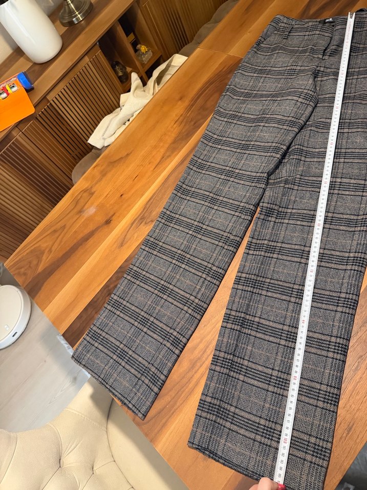 Gri Kareli Kemerli Kadın Kumaş Pantolon - Görsel 4