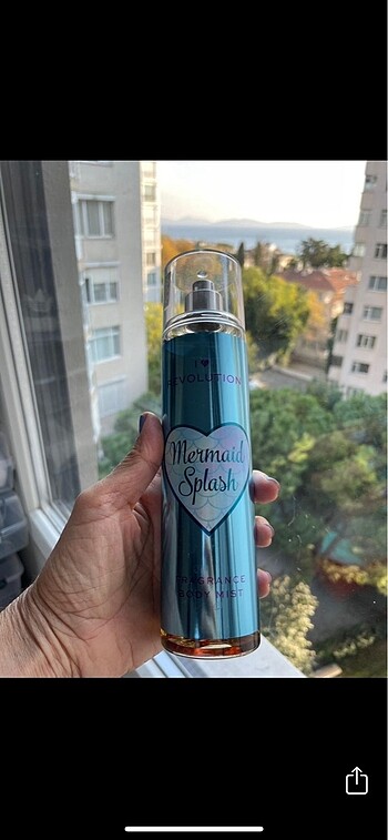 Revolution mermaid Splash body mist