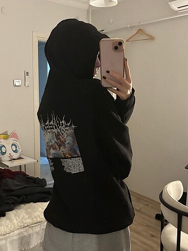 Zara Zara. Siyah arkası ve önü baskılı sweatshirt