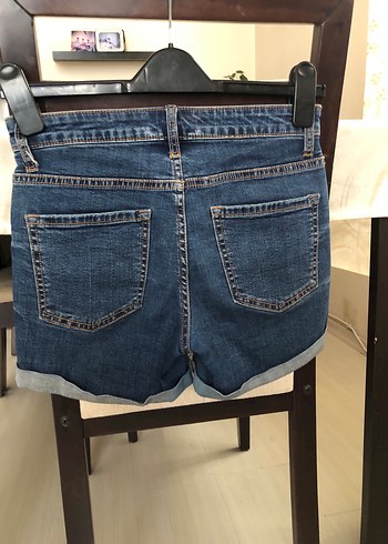 Bershka Kısa Denim Şort - Görsel 5