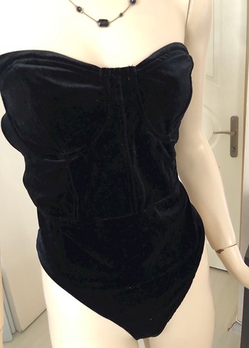 Bershka kadıfe büstıyer - Görsel 4