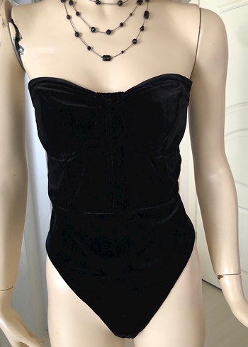 Bershka kadıfe büstıyer - Görsel 3