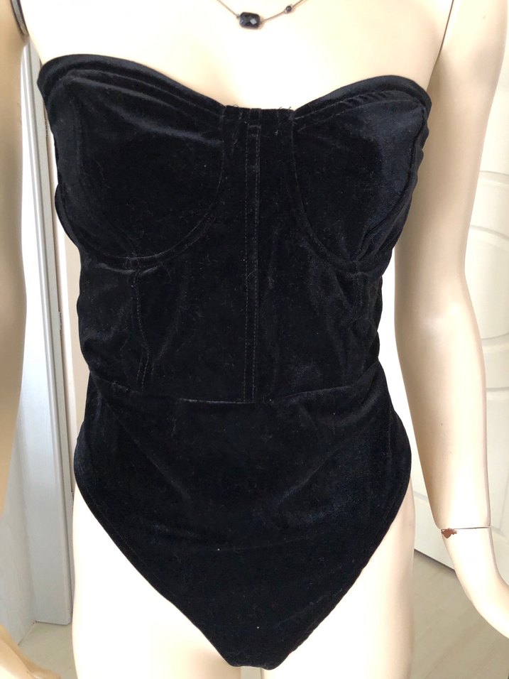 Bershka kadıfe büstıyer - Görsel 5