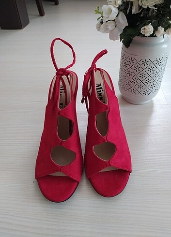 38 Beden kırmızı Renk Kırmızı topuklu ayakkabı 