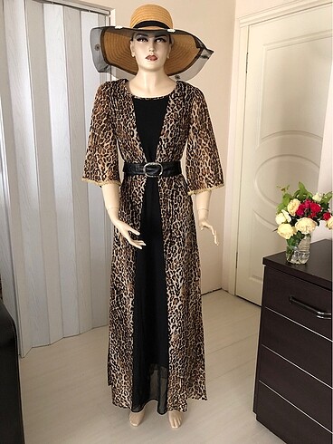 Leopar desenli elbise